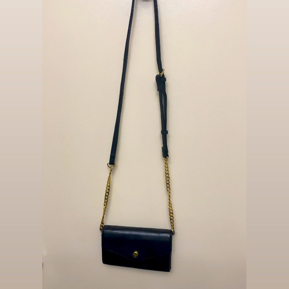 Black Purse